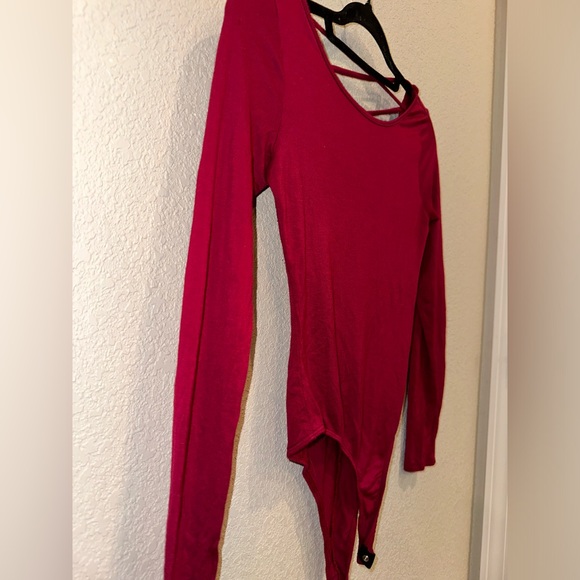 Forever 21 Open Cross Back Bodysuit Wine Burgundy Button Close Size Small - Picture 2 of 6